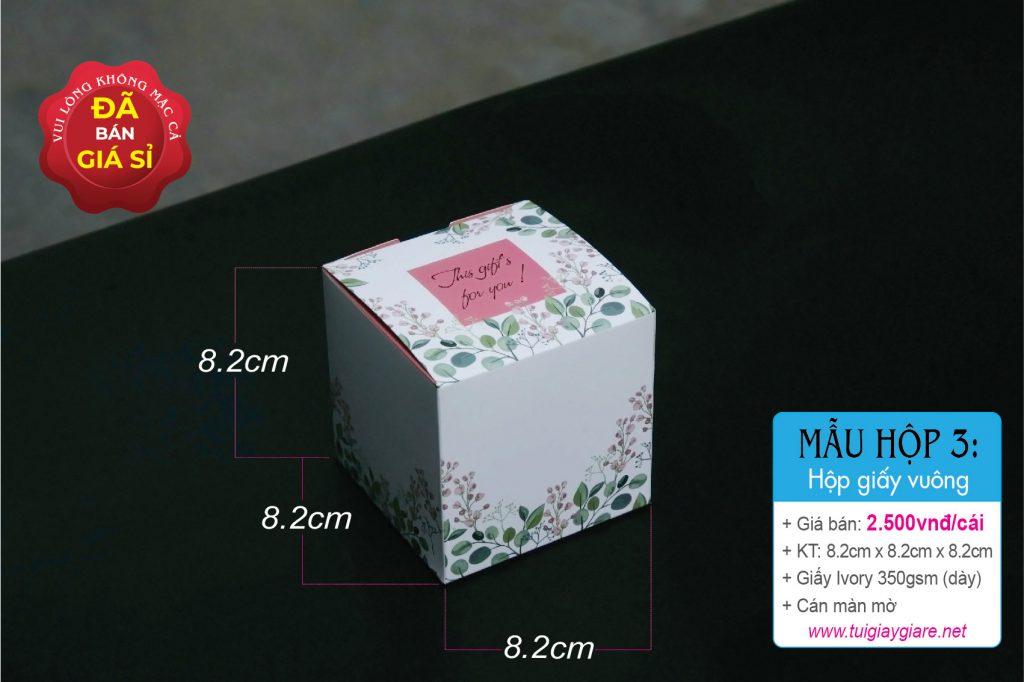 Hộp giấy có sẵn